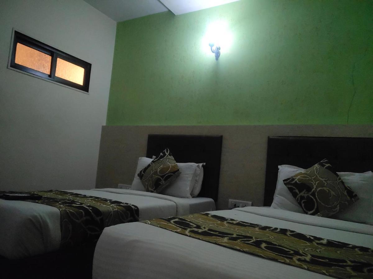 Ugo Stay 004 Hotel Golden Nest Mumbai Exterior foto