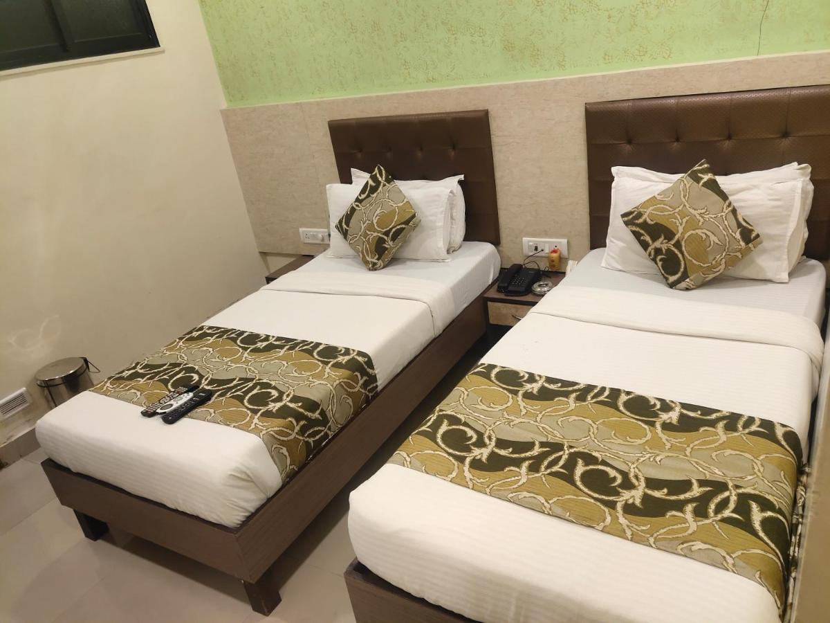 Ugo Stay 004 Hotel Golden Nest Mumbai Exterior foto