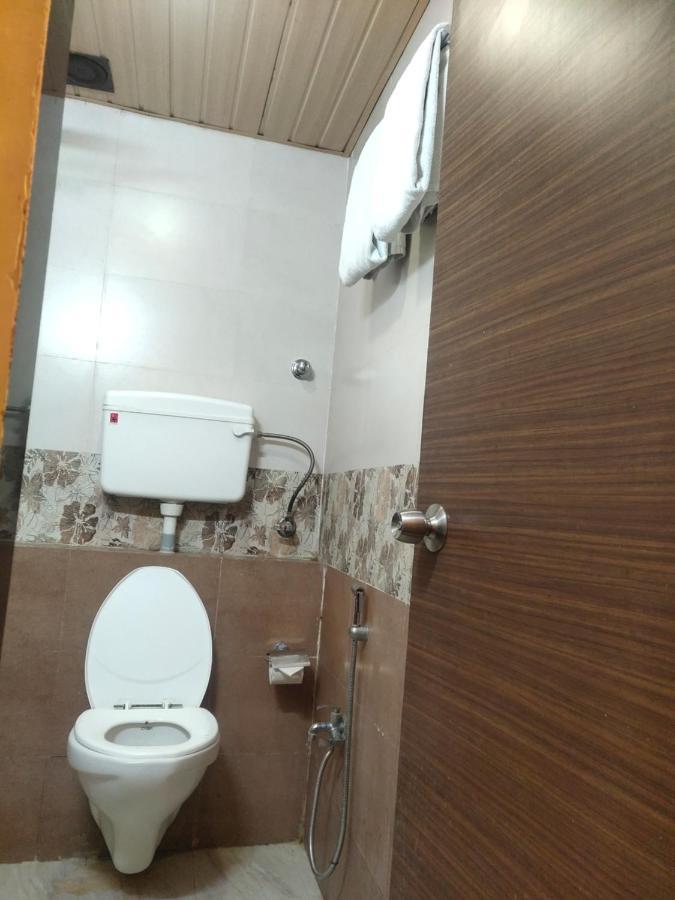 Ugo Stay 004 Hotel Golden Nest Mumbai Exterior foto