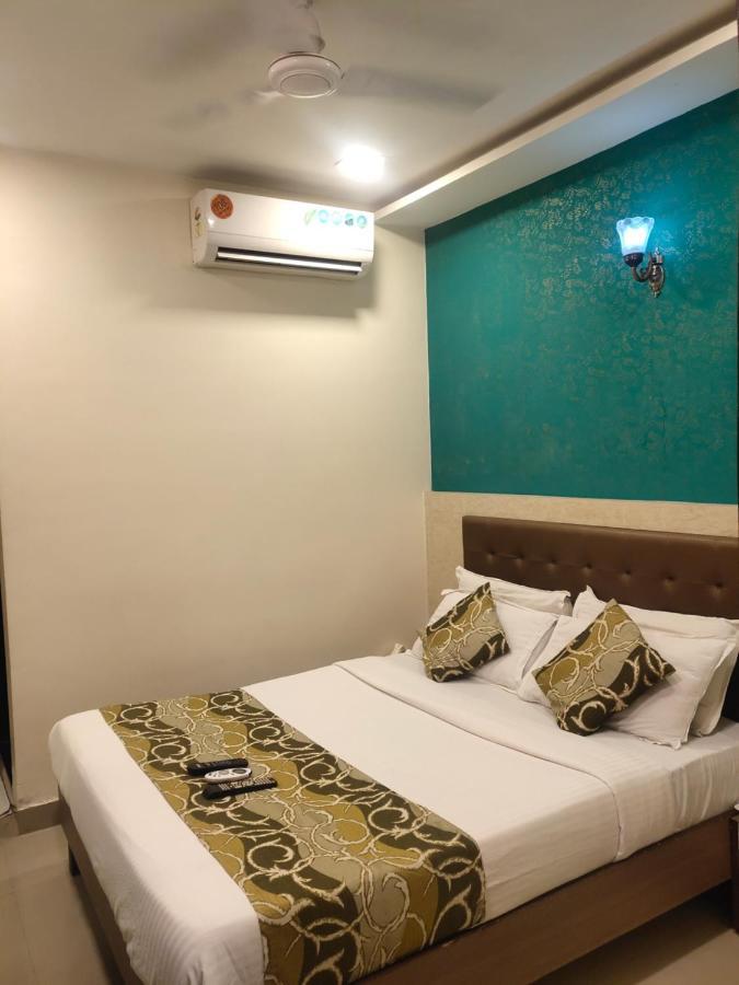 Ugo Stay 004 Hotel Golden Nest Mumbai Exterior foto