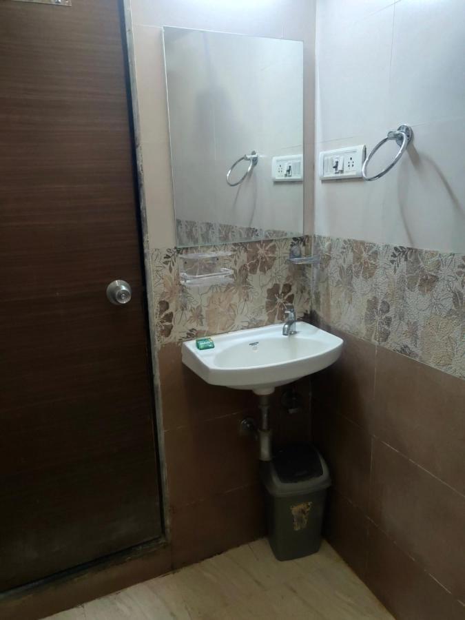 Ugo Stay 004 Hotel Golden Nest Mumbai Exterior foto